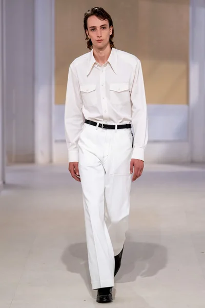 Look 34